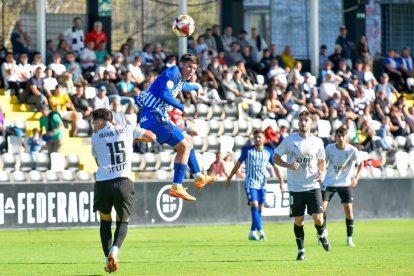 El partido de la pasada temporada acabó con igualada a un tanto; marcó Brais Abelenda.