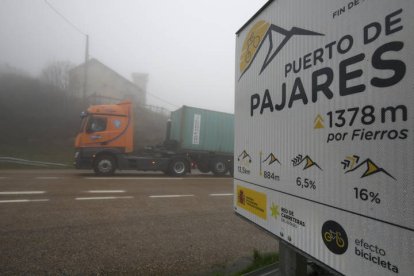 Tráfico en la carretera N630 debido al derrumbamiento de la autopista AP-66.