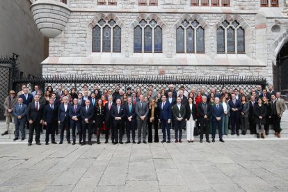 Reunión de colegios y asociaciones profesionales en el Foro Sabadell, ayer en León.