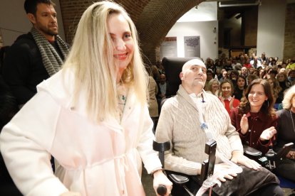 Presentación del libro 'La abeja que enfermó de ELA'.
