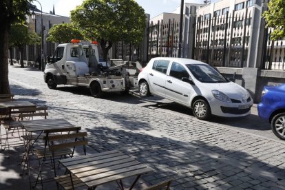 León estrenará nuevas grúas municipales en las próximas semanas.