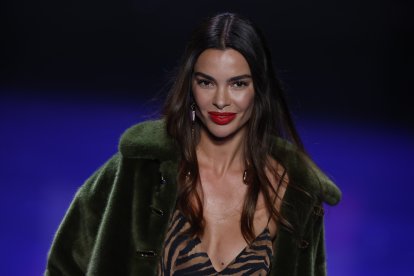 Si Joana ha estado a menudo en el foco mediático no ha sido solo por su carrera como modelo, sino por su romance con el controvertido exfutbolista brasileño Dani Alves.