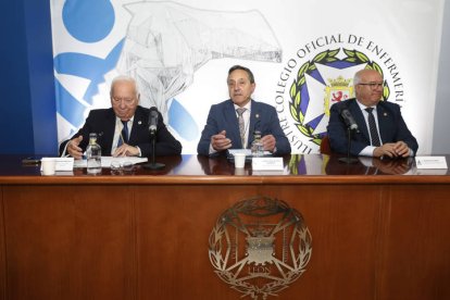 Elección de presidentes honoríficos del Colegio Oficial de Enfermería de León.