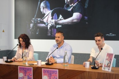 Presentación del festival 'Entresebes Folk' en el ILC.