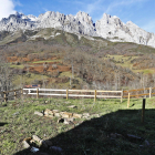Necrópolis medieval en la casa del parque de Picos de Europa en Posada de Valdeón