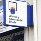 Fotografía de archivo de una administración de Lotería.