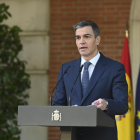 Pedro Sánchez durante una declaración institucional en el Palacio de la Moncloa, en Madrid este martes, sobre el reciente reconocimiento de Palestina por España.