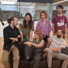 El elenco de actores de 'La parábola del carbón'.