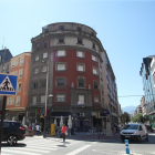 Imagen del edificio que se vende en Gómez Núñez.