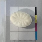 AME127. SÍDNEY (AUSTRALIA), 13/08/2024.- Fotografía cedida por la Fundación Antidrogas de Nueva Zelanda que muestra un caramelo con metanfetamania hallado por la Policía de Nueva Zelanda. La Policía de Nueva Zelanda investiga el hallazgo de una "dosis potencialmente letal" de metanfetamania en unos caramelos que eran distribuidos junto a alimentos por una organización caritativa. EFE/ Fundación Antidrogas De Nueva Zelanda / SOLO USO EDITORIAL/ SOLO DISPONIBLE PARA ILUSTRAR LA NOTICIA QUE ACOMPAÑA (CRÉDITO OBLIGATORIO) MÁXIMA CALIDAD DISPONIBLE
