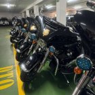 Las motos Harley Davidson, de la Guardia Real, aparcadas en León.