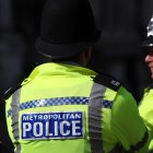 La Policía Metropolitana de Londres indicó que el varón está siendo interrogado en comisaría.