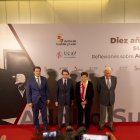 El presidente de la Junta, Alfonso Fernández Mañueco, y los expresidentes del Gobierno, Felipe González y José María Aznar, participan en la jornada Diez años de su partida: reflexiones sobre Adolfo Suárez que organiza el Gobierno autonómico y la Universidad Católica de Ávila (UCAV).