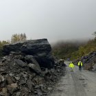 Vista de parte del derrumbe que se produjo el pasado domingo en la AP-66.