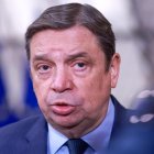 Imagen de este viernes del ministro de Agricultura, Luis Planas, en Bruselas.EFE/EPA/OLIVIER HOSLET