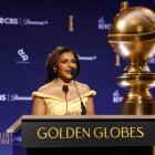 La actriz, comediante, guionista y productora estadounidense Mindy Kaling habla durante el anuncio de las nominaciones a los premios Globos de Oro este lunes en el hotel The Beverly Hilton de Beverly Hills, California (Estados Unidos). EFE/EPA/CAROLINE BREHMAN