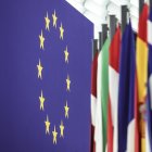 Imagen de la bandera de la Unión Europea junto a las de los países miembros. EFE/EPA/TERESA SUAREZ