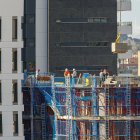 Imagen de un edificio en construcción en Zaragoza. EFE/Javier Belver