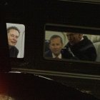Trump y Elon Musk llegan en helicóptero a la casa Blanca.