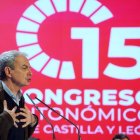 Zapatero opinó que la elección de Nuria Rubio es «un gran acierto, me encanta».