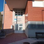 El Ayuntamiento instaló un ascensor en el consultorio para poder sumar un médico.