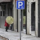 Temporal de viento y lluvia en León.