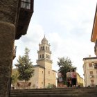 La Basílica de la Encina, con la torre que será mirador, vista desde la calle del Rañadero. Copia del cáliz del abad Pelayo de Peñalba. Una de las salas de La Encina que serán musealizadas.