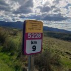 Cartel irónico colocado cerca de San Cristóbal.
