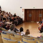 Imagen del concierto que Fermín Villanueva y Mizuki Waki ofrecieron en el Auditorio Ángel Barja.