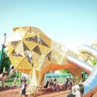 Los primeros niños estrenaron ayer el león de casi siete metros.