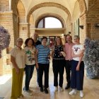 Varios participantes en la exposición protagonizada por el colectivo Laborarte.