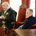 El ex concejal Pedro Muñoz asiste a una vista en la Audiencia Provincial en la que se decide si entra en prisión tras la condena impuesta.