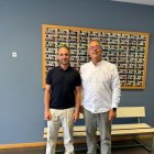 Los dos investigadores Víctor Fernández y Alfonso Fernández Manso.