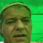 Frank Cuesta durante una de sus últimas grabaciones al aire libre, en un entorno que recuerda al antiguo Santuario Libertad.