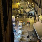 Fiesta en el Húmedo tras el Día de las Peñas en León.