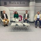 David González, Pilar Infiesta, Jorge García y Enrique Busto, durante la mesa redonda