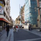 Gil y Carrasco entra dentro de las nuevas calles peatonalizadas de la ZBE.