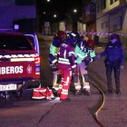 Hasta el lugar se trasladaron los bomberos de Cistierna y la Guardia Civil.