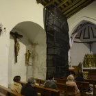 Las humedades son más que evidentes en el interior.