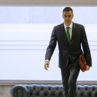 El presidente del Gobierno, Pedro Sánchez, a su llegada al Senado para comparecer ante la comisión de investigación del caso Koldo.