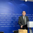 Archivo - El Procurador del Común en Castilla y León, Tomás Quintana, ofrece una rueda de prensa en las Cortes de Castilla y León.