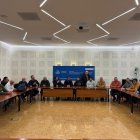 Miembros de la Comunidad de Regantes del Páramo Bajo este lunes en Valladolid.