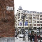 La calle Pilotos Regueral es una de las dos que desaparecerá del callejero de León.