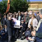Homenaje del pueblo y su familia a Damián Fernández.
