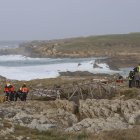 Al menos cuatro muertos y dos desaparecidos al romperse una pasarela costera de Santander.