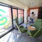 Aspecto que presenta la nueva sala de respiro del área de Oncohematología, en el Hospital del Bierzo.