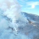Declarado índice de gravedad 1 en un incendio forestal intencionado en Lomba (León).