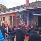La imagen muestra la gresca que se produjo entre padres en las instalaciones deportivas de Puente Castro.
