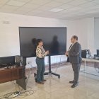 Las pantallas serán utilizadas para las clases de la Uned.
