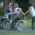 La cadera es la rotura más frecuente por osteoporosis en personas de edad.